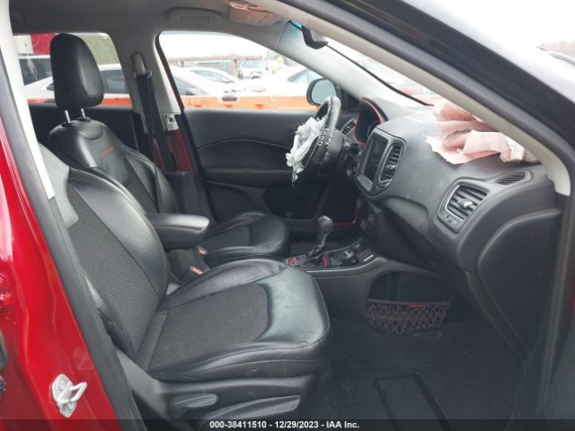 3C4NJDDB0JT451617 Jeep Compass Trailhawk 4x4