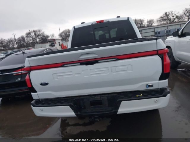 1FTVW1EV6NWG13243 Ford F-150 Lightning Lariat