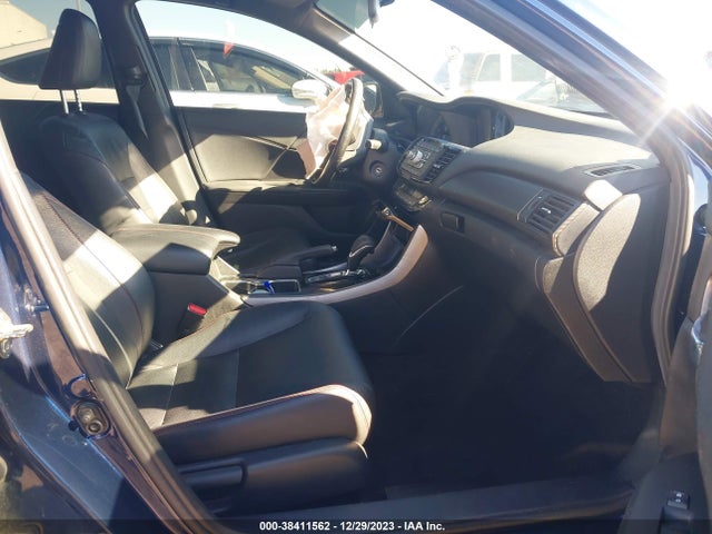 1HGCR2F17HA100411 Honda Accord Sport Se
