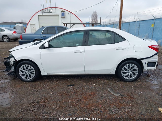 Toyota COROLLA LE 2018 2T1BURHE8JC971515 Image 15