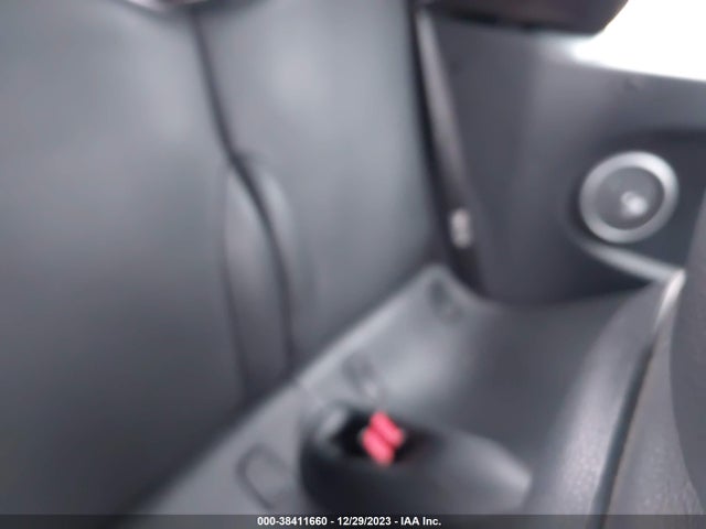 2005 MINI COOPER WMWRF33565TG13177 Photo 7