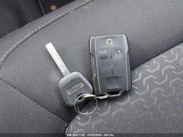 1GTG5CE38G1377555 GMC CANYON SLE