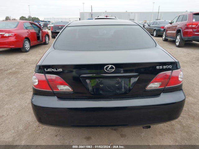 2002 LEXUS ES 300 BASE (A4) VIN: JTHBF30G620058718
