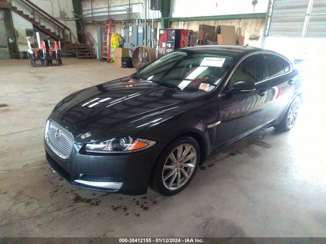 2015 JAGUAR XF SAJWA0FS0FPU66822 Photo 1