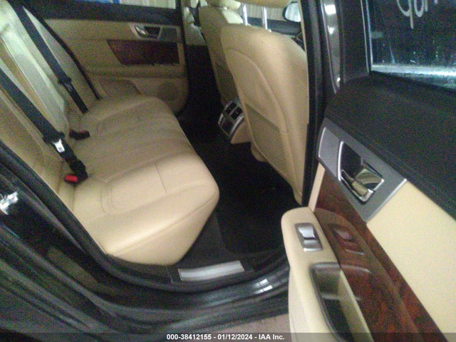 2015 JAGUAR XF SAJWA0FS0FPU66822 Photo 7