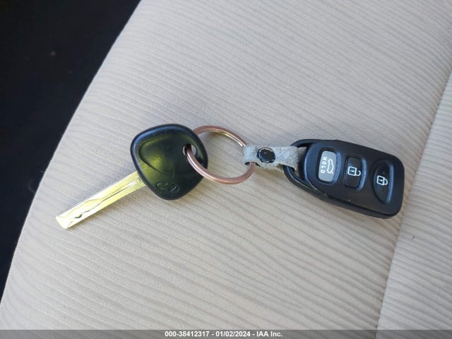 2013 HYUNDAI SONATA GLS VIN: 5NPEB4ACXDH535507