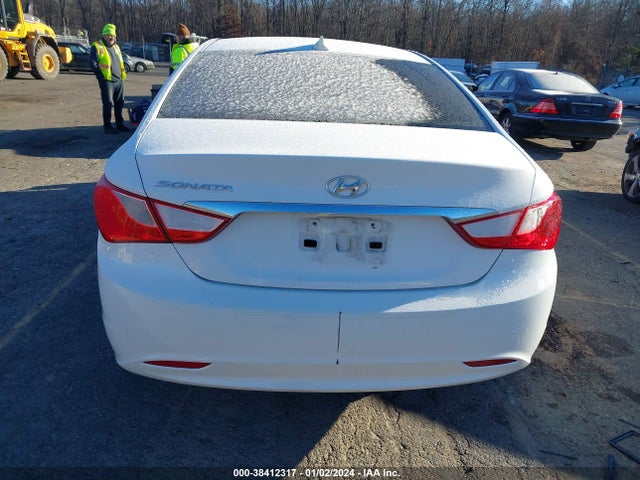 2013 HYUNDAI SONATA GLS VIN: 5NPEB4ACXDH535507