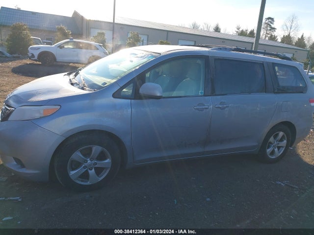 2012 TOYOTA SIENNA LE V6 8 PASSENGER VIN: 5TDKK3DC2CS195707