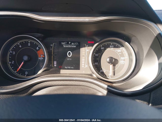 1C4PJLCB0MD114170 Jeep Cherokee Latitude Fwd