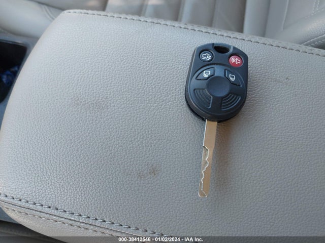 2018 FORD ESCAPE SEL VIN: 1FMCU0HD7JUD25923