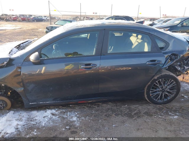 2023 KIA FORTE GT LINE VIN: 3KPF54AD0PE642885