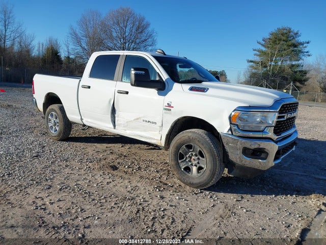 38412788 :رقم المزاد ، 3C6UR5DL6PG632975 vin ، 2023 Ram 2500 Big Horn  4x4 6'4 Box مزاد بيع