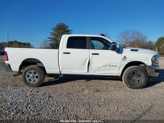38412788 :رقم المزاد ، 3C6UR5DL6PG632975 vin ، 2023 Ram 2500 Big Horn  4x4 6'4 Box مزاد بيع