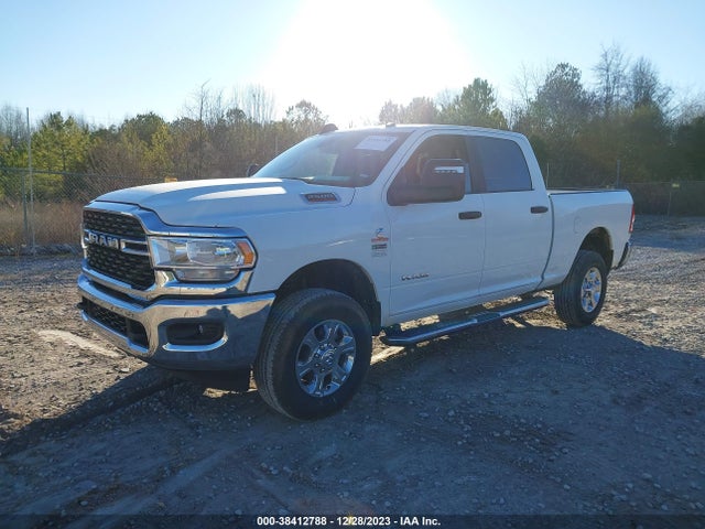 38412788 :رقم المزاد ، 3C6UR5DL6PG632975 vin ، 2023 Ram 2500 Big Horn  4x4 6'4 Box مزاد بيع