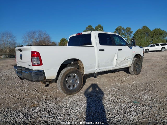 38412788 :رقم المزاد ، 3C6UR5DL6PG632975 vin ، 2023 Ram 2500 Big Horn  4x4 6'4 Box مزاد بيع