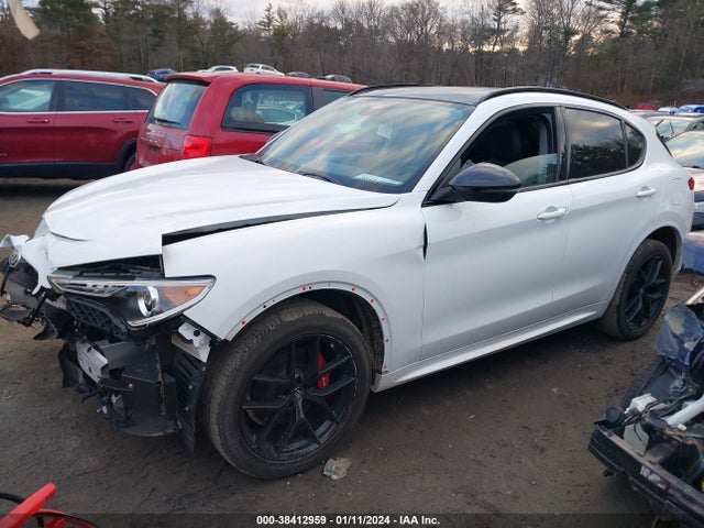 ZASPAKBN7M7C99037 Alfa Romeo Stelvio Ti Awd