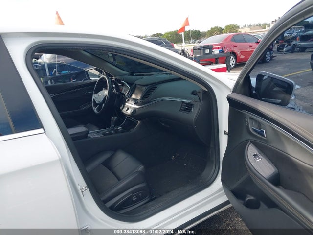 Chevrolet IMPALA 1LT 2018 1G1105S33JU121133 Image 5