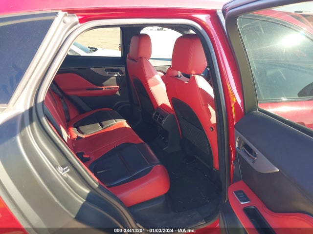 2017 JAGUAR F-PACE SADCM2BV3HA880093 Photo 7