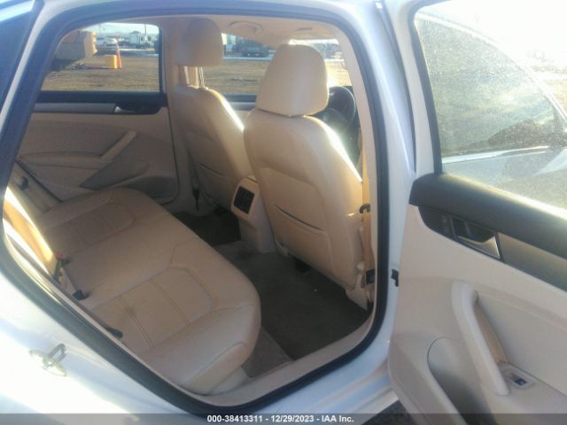 1VWBN7A35EC025524 Volkswagen Passat 2.0l Tdi Se
