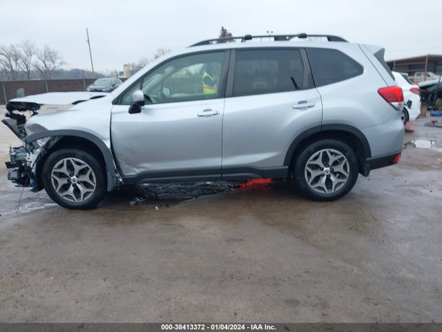 Subaru Forester Premium 2019 JF2SKAGC8KH448887 Image 31