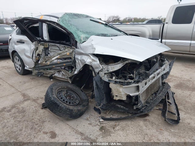 2018 FORD FOCUS S VIN: 1FADP3E27JL277551