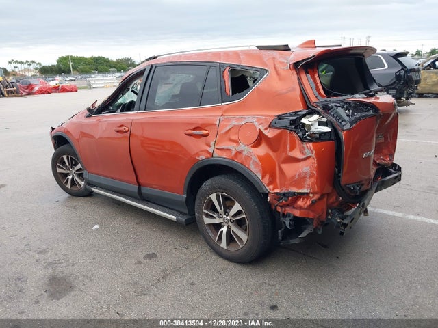 2016 TOYOTA RAV4 XLE VIN: JTMWFREV1GJ096159