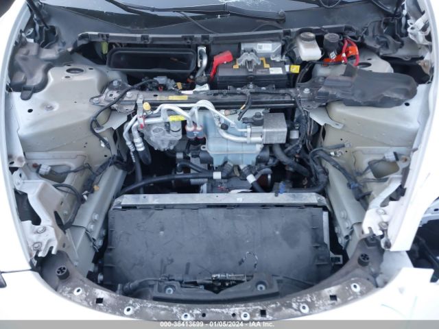 5YJ3E1EB3KF438773 Tesla Model 3 Long Range/performance