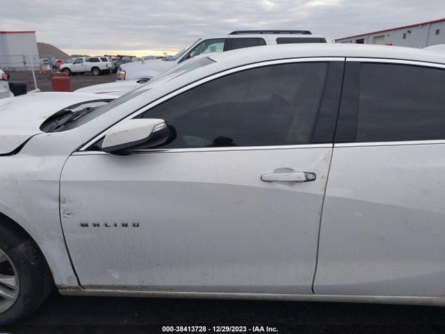 2018 CHEVROLET MALIBU LT VIN: 1G1ZD5ST7JF266428