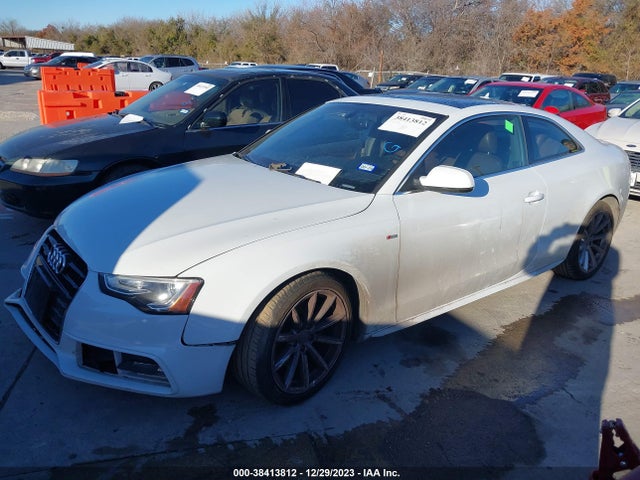 Audi A5 2.0t Premium 2016 WAUM2AFRXGA056696 Image 2