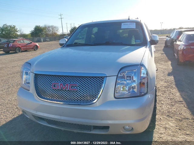 2012 GMC YUKON XL 1500 DENALI VIN: 1GKS2MEF1CR223076