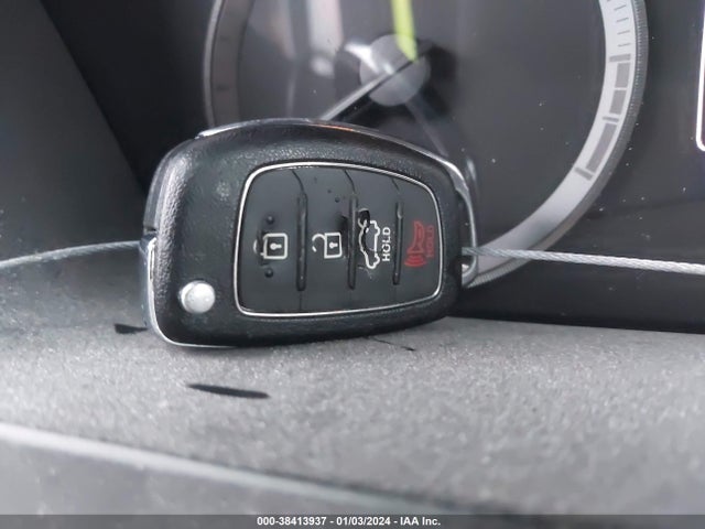 2016 HYUNDAI SONATA SE VIN: 5NPE24AFXGH270764