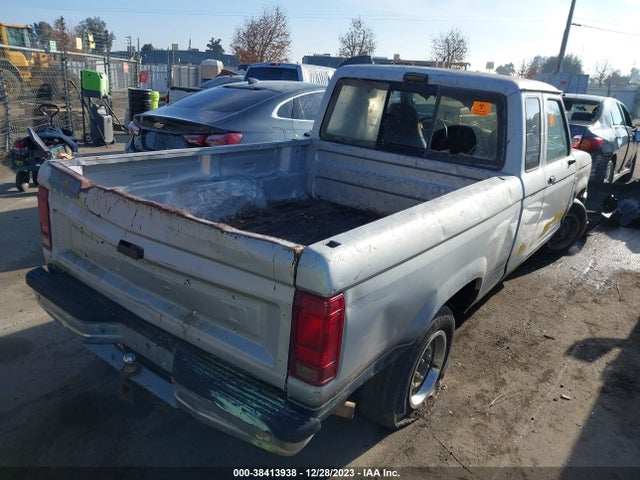 1992 FORD RANGER SUPER CAB VIN: 1FTCR14X5NPA23935