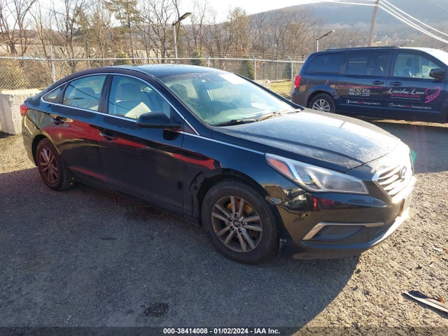 Hyundai SONATA SE 2016 5NPE24AF6GH314131 Image 1