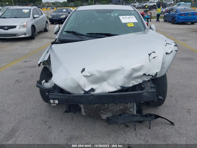 Hyundai ELANTRA SE 2018 5NPD74LF8JH353613 Image 6