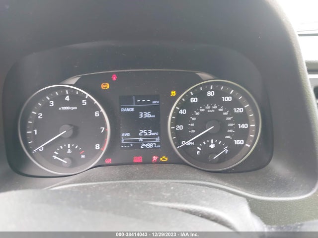 Hyundai ELANTRA SE 2018 5NPD74LF8JH353613 Image 7