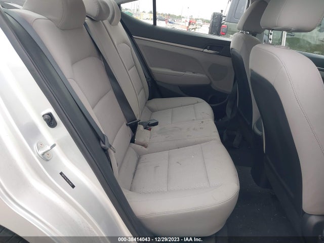 Hyundai ELANTRA SE 2018 5NPD74LF8JH353613 Image 8