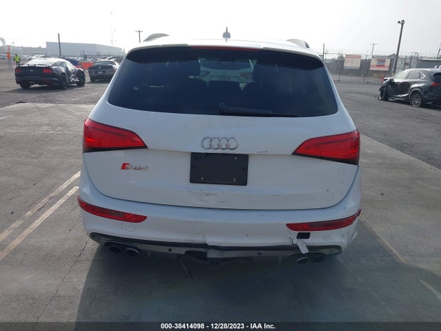 WA1CGAFP5FA144563 Audi Sq5 3.0t Premium Plus