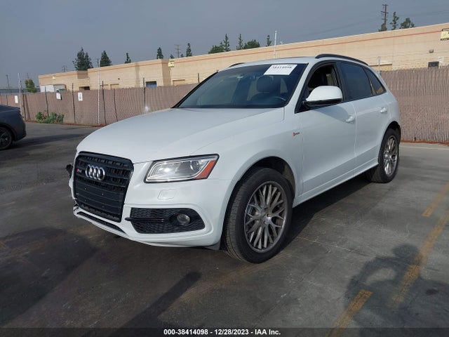 WA1CGAFP5FA144563 Audi Sq5 3.0t Premium Plus