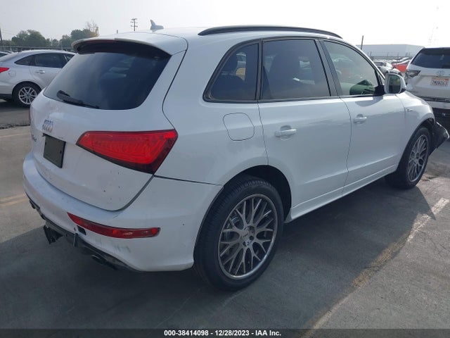 WA1CGAFP5FA144563 Audi Sq5 3.0t Premium Plus