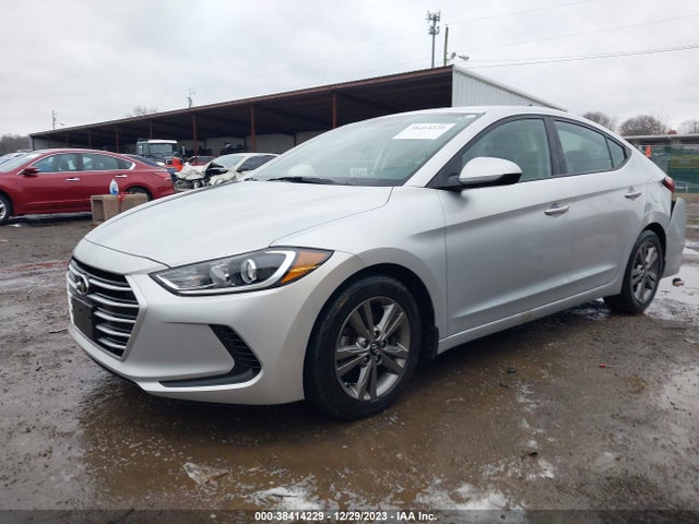 2018 HYUNDAI ELANTRA SEL VIN: 5NPD84LF0JH223998