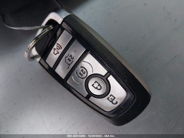 1FMJK1JT2KEA74597 Ford Expedition Max Xlt