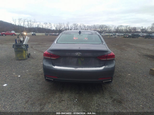 Hyundai Genesis 3.8 2016 KMHGN4JE2GU122004 Image 16