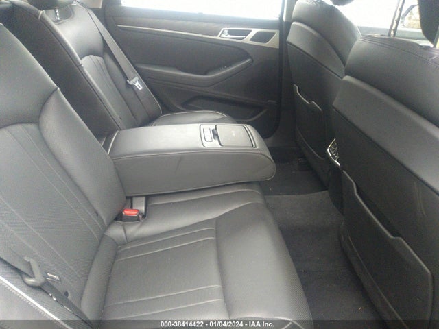 Hyundai Genesis 3.8 2016 KMHGN4JE2GU122004 Image 8