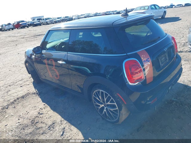 2019 MINI HARDTOP WMWXP7C54K2A51762 Photo 2