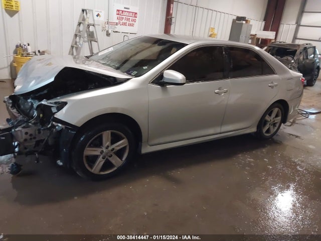 Toyota CAMRY SE 2014 4T1BF1FK5EU436697 Image 2