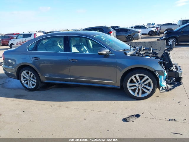 2017 VOLKSWAGEN PASSAT 1.8T SE VIN: 1VWGT7A34HC041827
