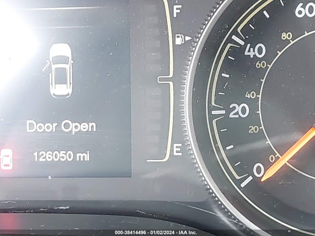 2015 JEEP CHEROKEE LATITUDE VIN: 1C4PJLCB2FW690480