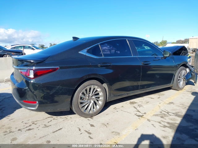 58AEA1C17NU014947 Lexus Es 300h Luxury