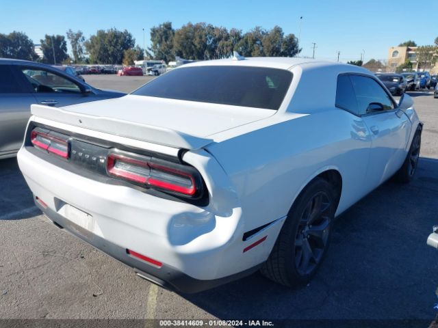 2C3CDZAG5JH288374 Dodge Challenger Sxt Plus