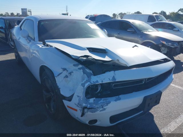 2C3CDZAG5JH288374 Dodge Challenger Sxt Plus